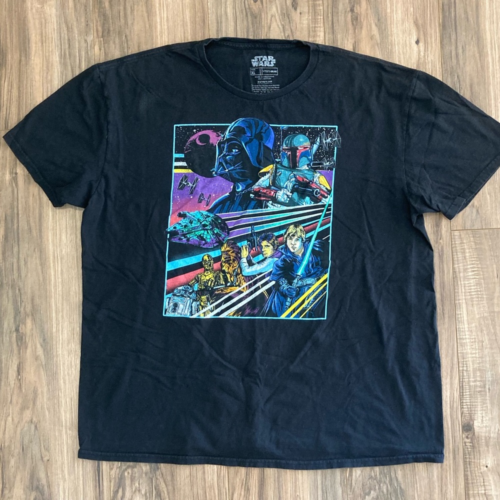 Star Wars men’s XL T-shirt.